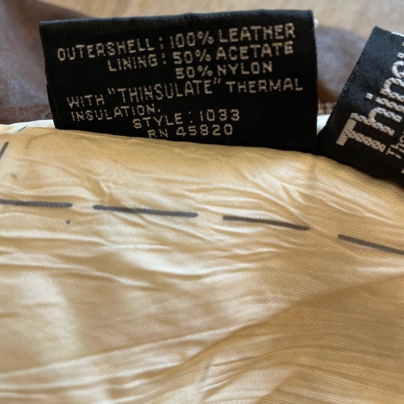 Vintage Leather jacket! - Picture 4 of 8